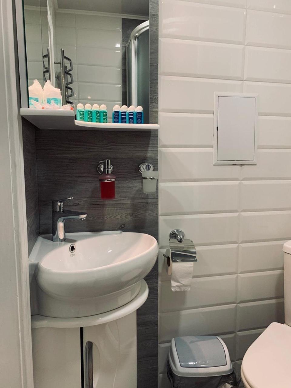 Modern Chaikovskogo Apartment ลวีฟ ภายนอก รูปภาพ