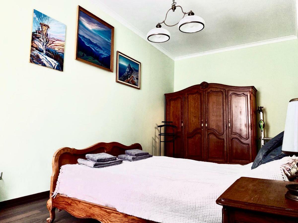 Modern Chaikovskogo Apartment ลวีฟ ภายนอก รูปภาพ