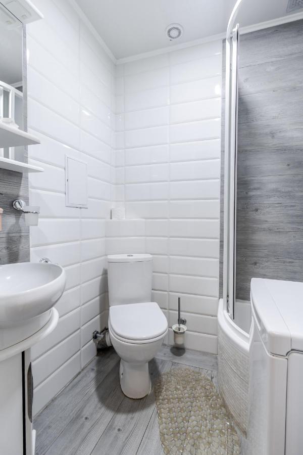 Modern Chaikovskogo Apartment ลวีฟ ภายนอก รูปภาพ